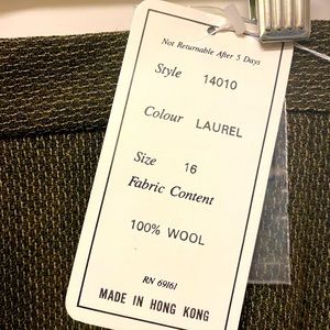 Beautiful new skirt with tags. Solid professional skirt. Never worn.